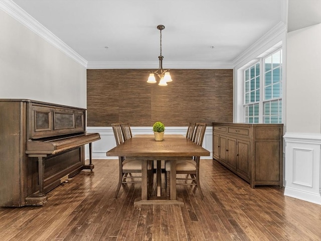 79 Townsend Blvd Unit 79, Westborough, MA 01581 - dining room with a chandelier, ornamental molding, wainscoting, and dark wood-style floors