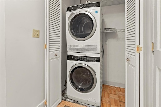50 Telpgraph St, Boston, MA 02127 - washroom featuring stacked washer / dryer