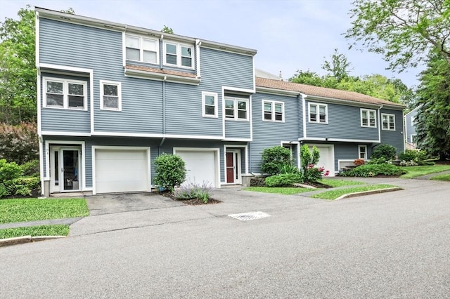 13 Fillmore Rd Unit 15Ab, Salem, MA 01970 - view of property featuring driveway and a garage