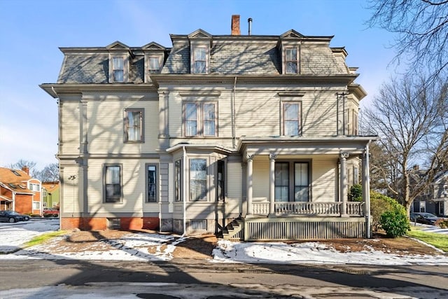 view of front of home featuring a porch