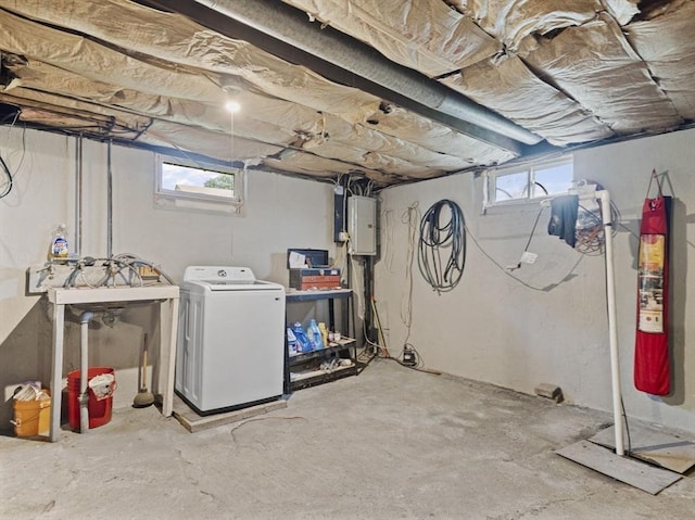 11 View St, Dracut, MA 01826 - basement with washer / dryer and electric panel