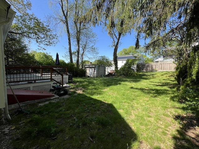 4 Ludington Rd, Worcester, MA 01602 - view of yard with a wooden deck