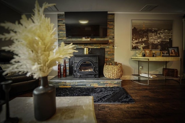 597 Fisher Rd, Dartmouth, MA 02747 - living area featuring ornamental molding, wood finished floors, and baseboards