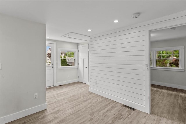 5 London Rd, Salem, NH 03079 - empty room with wood finished floors, baseboards, a smoke detector, and recessed lighting
