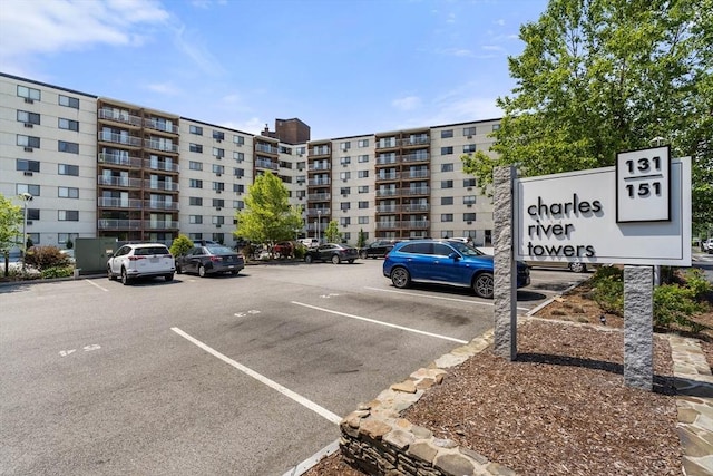 131 Coolidge Ave Unit 621, Watertown, MA 02472 - view of uncovered parking lot