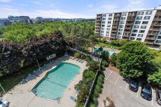 131 Coolidge Ave Unit 621, Watertown, MA 02472 - view of community pool