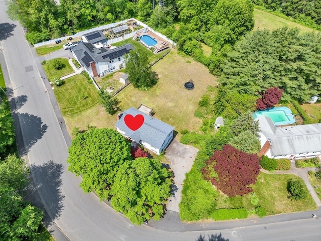 36 Fontaine St, Marlborough, MA 01752 - bird's eye view of a pool