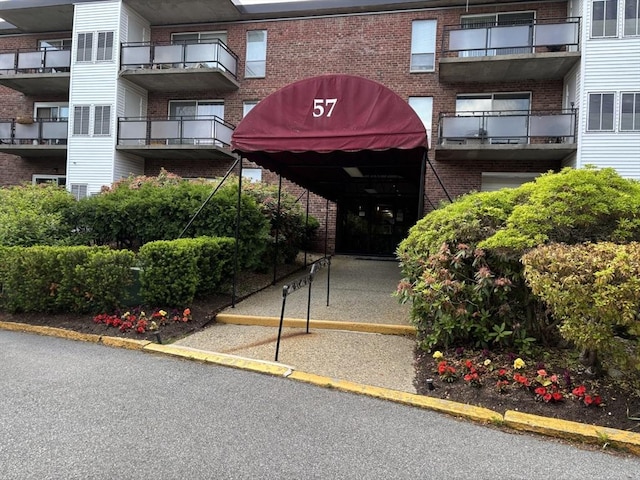 57 Broadlawn Park Unit 24, Boston, MA 02467 - view of apartment building / complex