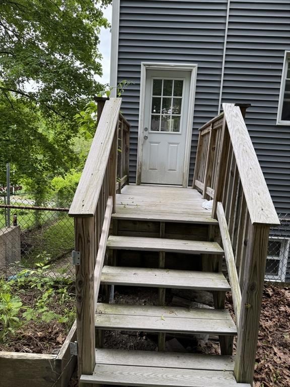 348 Fairmount St, Fitchburg, MA 01420 - view of entrance to property