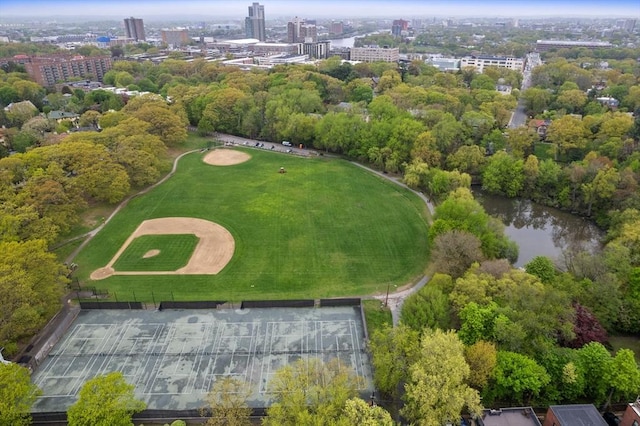 aerial overview of property's location with nearby urban area and a large body of water