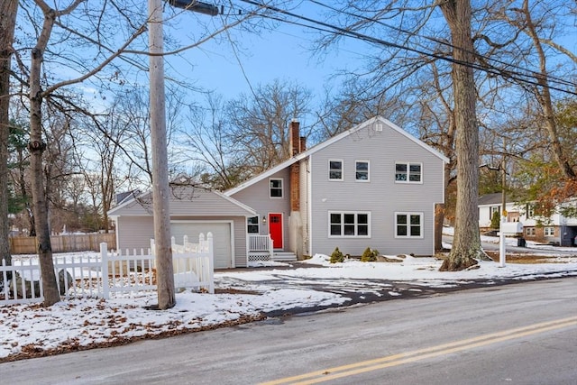 view of front of property