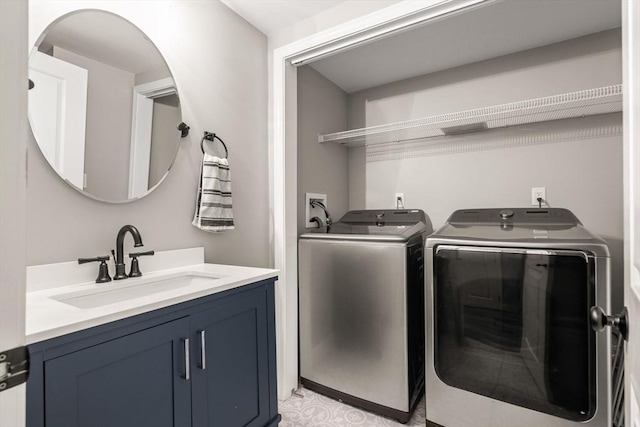 85 Mann Hill Rd, Scituate, MA 02066 - laundry area featuring washing machine and clothes dryer