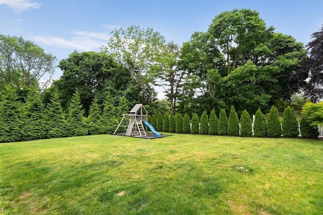 85 Mann Hill Rd, Scituate, MA 02066 - view of grassy yard with a playground