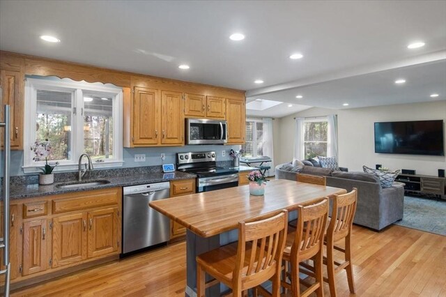 12 Cranberry Meadow Rd, Norfolk, MA 02056
