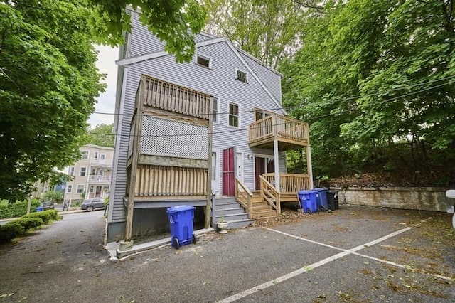 114 Mount Ida Rd Unit A, Boston, MA 02122 - back of property with a balcony