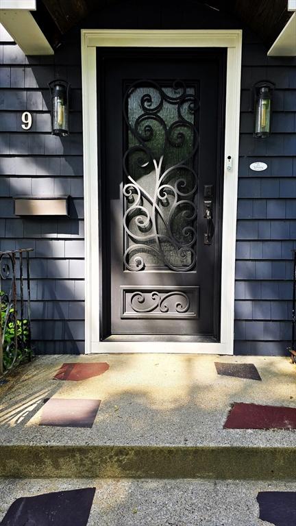 9 Venner Rd, Arlington, MA 02476 - view of doorway to property