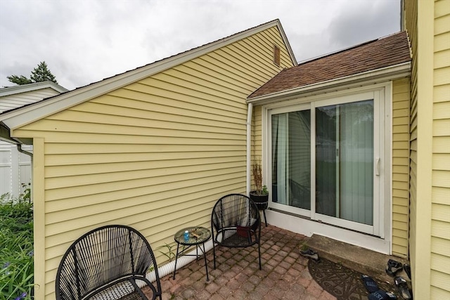 276 Oak St, Springfield, MA 01151 - view of patio / terrace