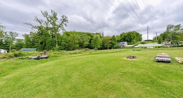 151 Labelle St, West Springfield, MA 01089 - view of grassy yard