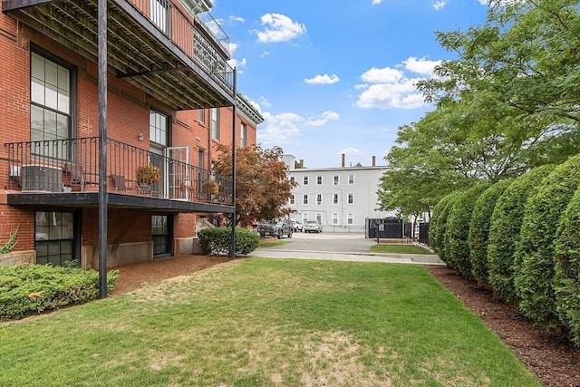 110 O St Unit 1, Boston, MA 02127 - view of yard