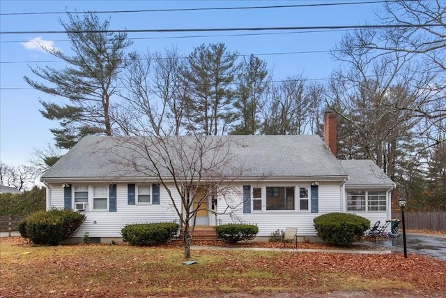 view of front of property