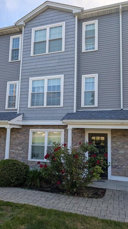 2 Mitchell Ln Unit B, Weymouth, MA 02190 - view of front facade
