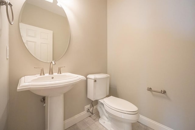 2 Pine Ridge Ln, Mattapoisett, MA 02739 - bathroom with toilet and baseboards