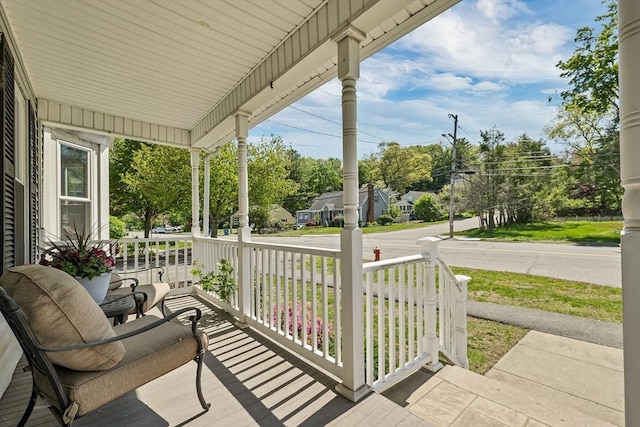 view of patio / terrace with covered porch