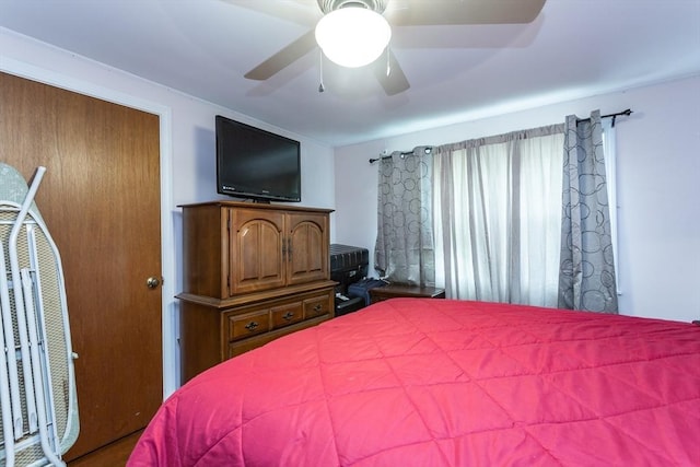 101 Primrose St, Fall River, MA 02720 - bedroom featuring a ceiling fan