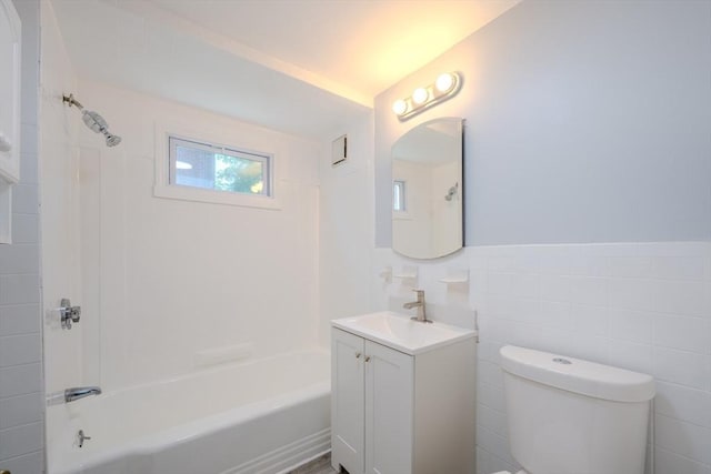 36 3rd St, Lowell, MA 01850 - bathroom with vanity and tub / shower combination