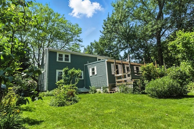 14 Doris Dr, Abington, MA 02351 - back of property featuring a lawn
