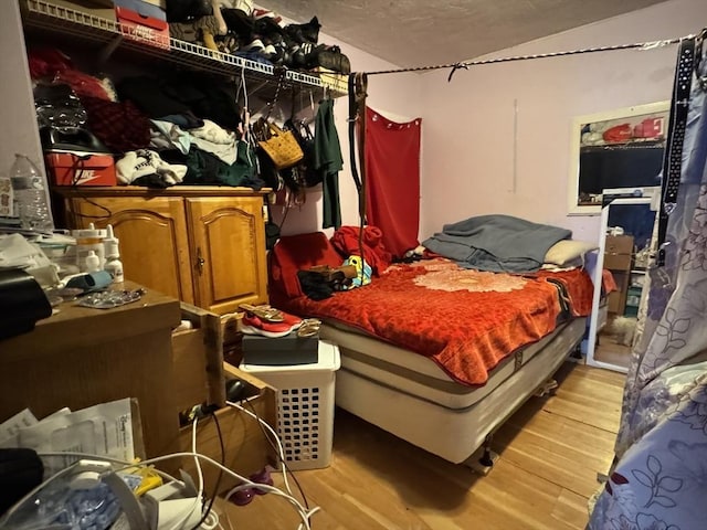 40 Freeman St, Framingham, MA 01702 - bedroom featuring light wood finished floors