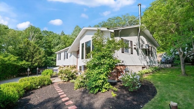 28 Philmart Dr, New Ipswich, NH 03071 - view of side of property featuring a yard