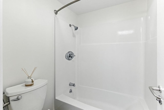 611 Old Stone Brk Unit 611, Acton, MA 01718 - bathroom featuring toilet and shower / bath combination
