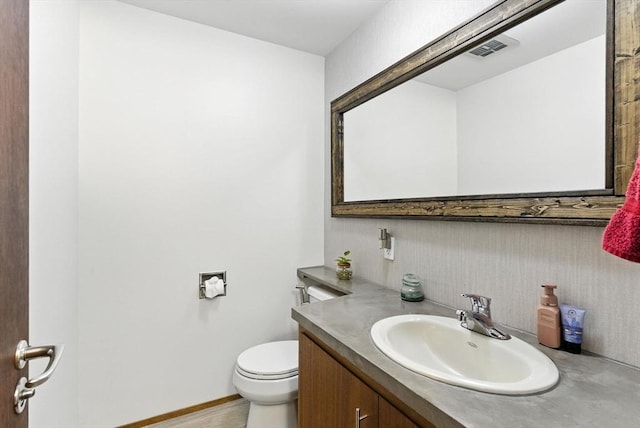 611 Old Stone Brk Unit 611, Acton, MA 01718 - bathroom with vanity and toilet
