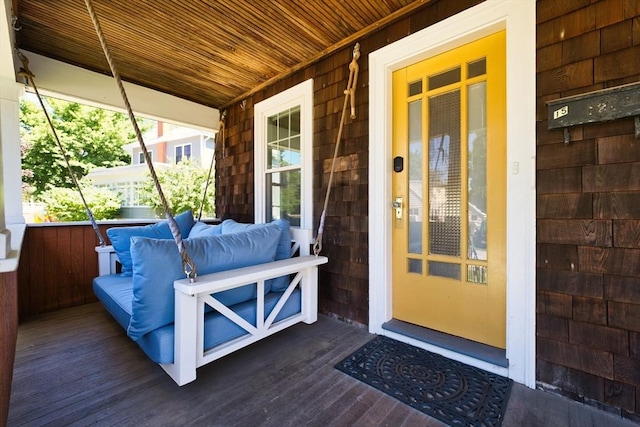 15 N Pleasant, Dartmouth, MA 02748 - entrance to property with a porch