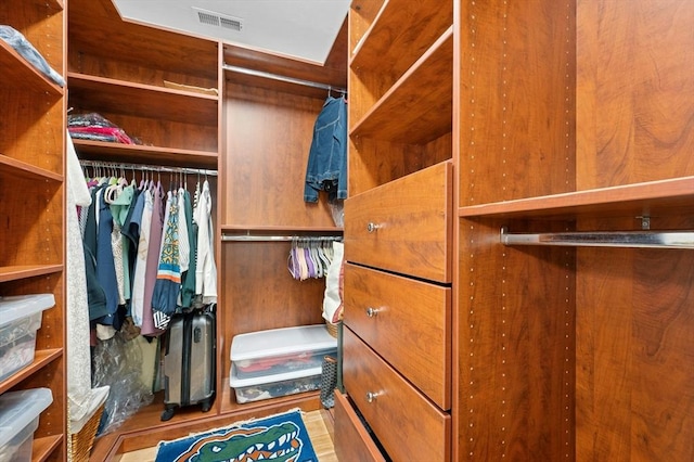 15 Keyes House Rd, Shrewsbury, MA 01545 - view of spacious closet