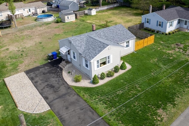 aerial view of property and surrounding area