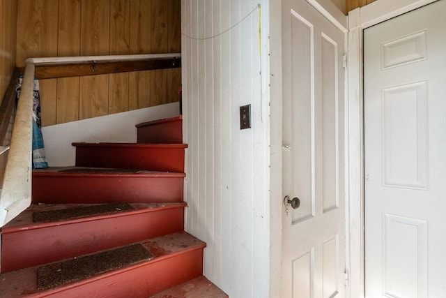282 Palmer St, New Bedford, MA 02740 - view of stairway