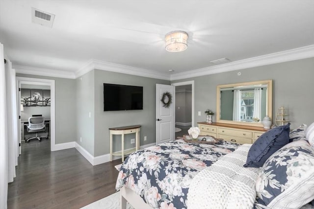 21 Bailey Pond Ln Unit 21, Amesbury, MA 01913 - bedroom featuring wood finished floors, ornamental molding, an office area, and baseboards