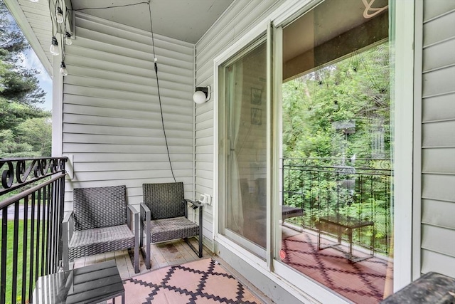 124 Tennis Plaza Rd Unit 2, Dracut, MA 01826 - view of balcony