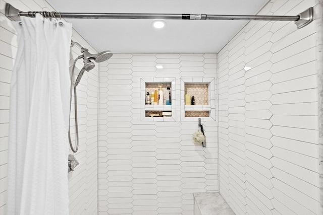 bathroom with curtained shower