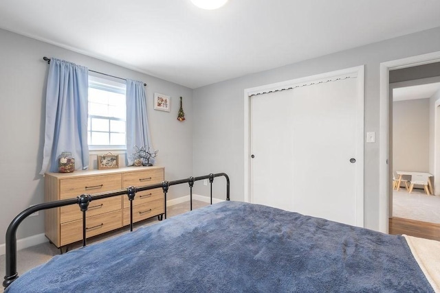 bedroom with a closet