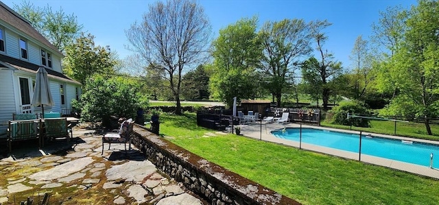 5 Putnam Hill Rd, Sutton, MA 01590 - view of pool featuring a patio area and view of wooded area