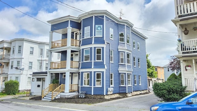 97-99 Blaisdell St Unit 2, Haverhill, MA 01832 - view of front facade featuring a balcony