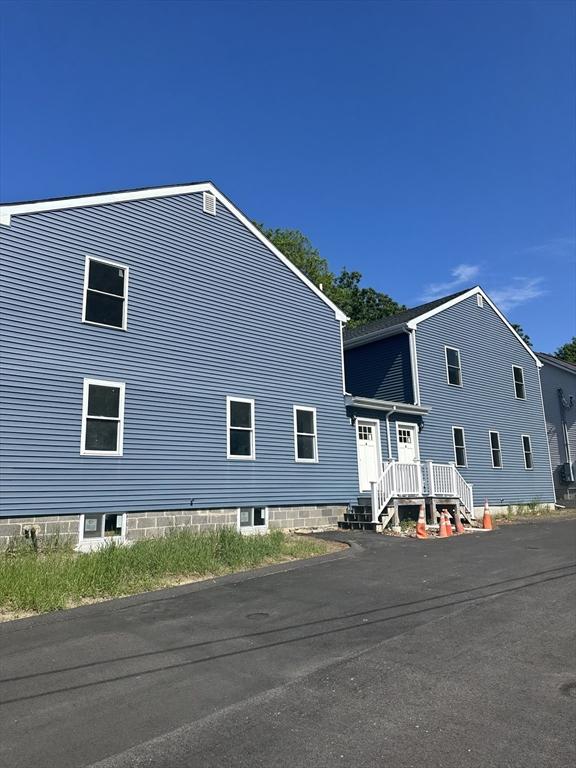 170 Hart St Unit B, Taunton, MA 02780 - view of back of house