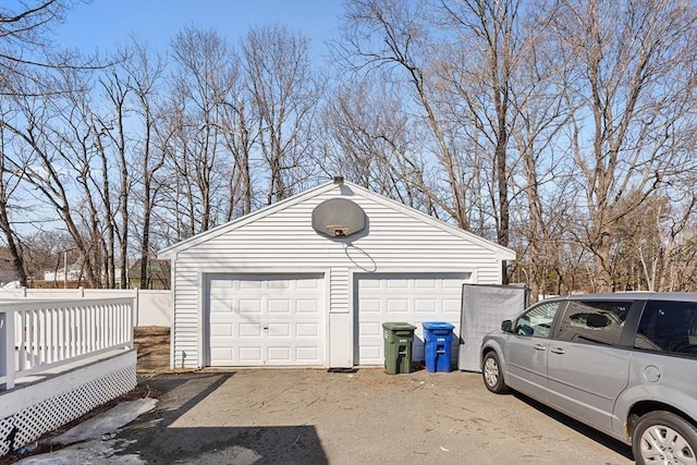 view of detached garage