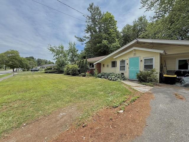 46 Barry Rd, Worcester, MA 01609 - view of side of home featuring a yard