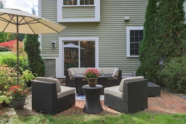 view of patio featuring an outdoor living space