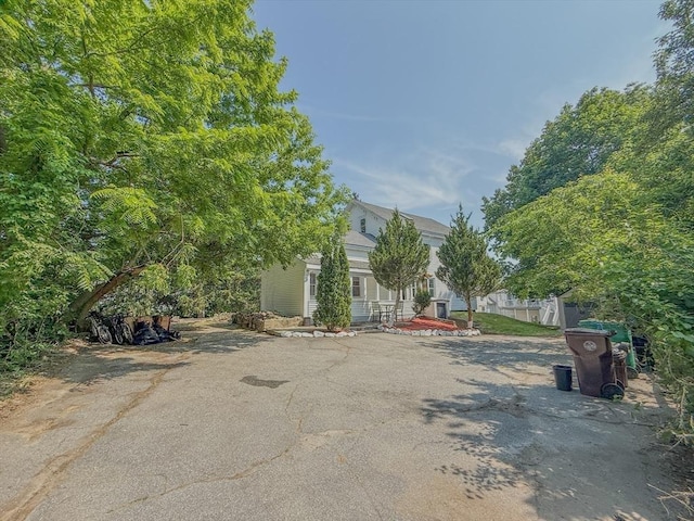 68 Forest St, Lowell, MA 01851 - view of front facade