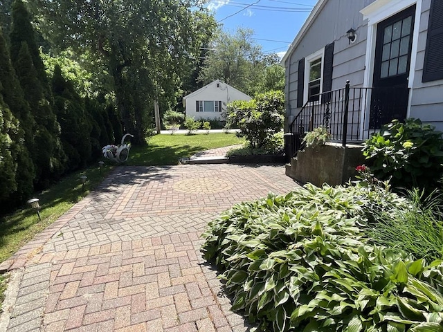 412 Worcester St, West Boylston, MA 01583 - view of patio / terrace